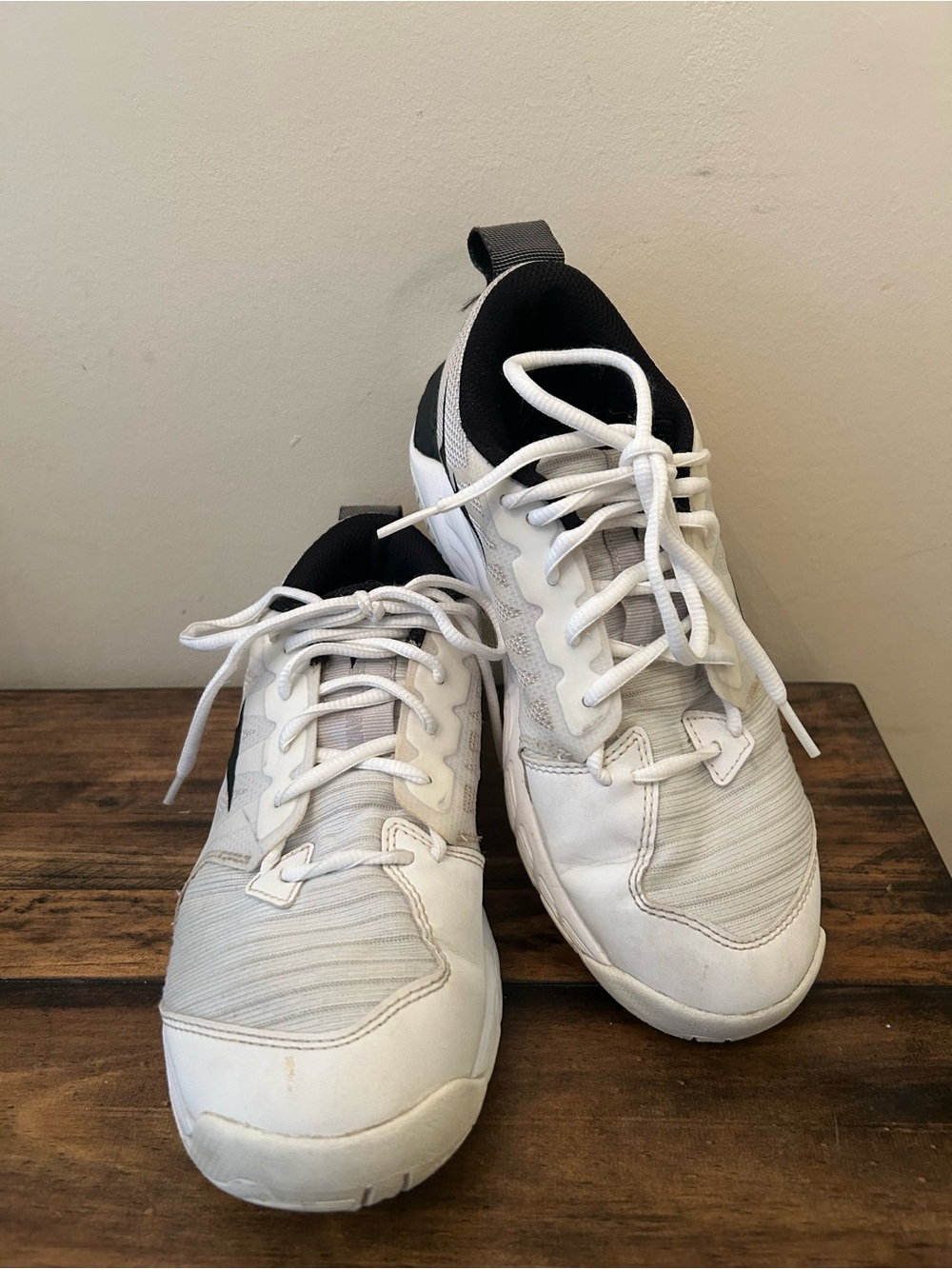 Mizuno Wave Supersonic 2 Sz 7.5 Volleyball Shoe Activewear Athleisure Sport